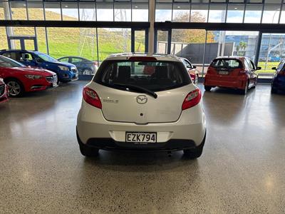 2009 Mazda 2 - Thumbnail
