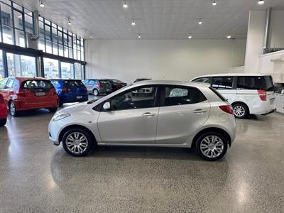 2009 Mazda 2 - Thumbnail