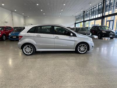 2010 MERCEDES BENZ B180 - Thumbnail
